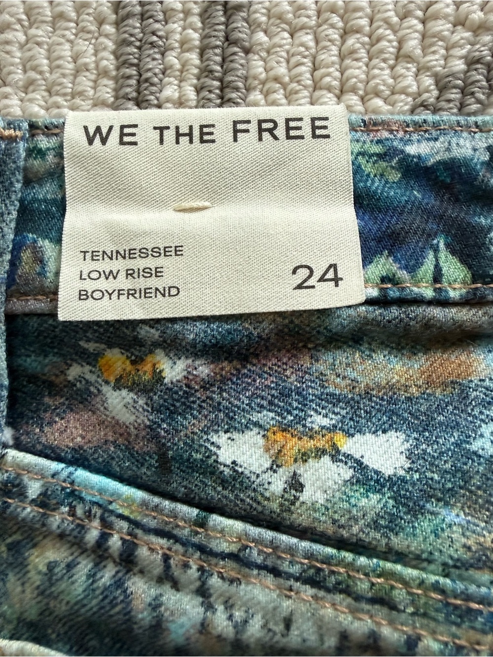 NWT🫟 We The Free Tennessee Low-Rise Illusions Jeans - Picture 13 of 14